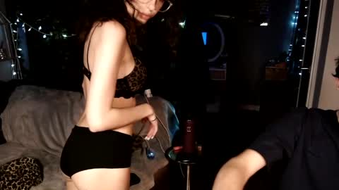 Snapshot of midnight_motion chatting on 04-02-26, 05:27 midnight_motion online show from 04-02-26, 05:27