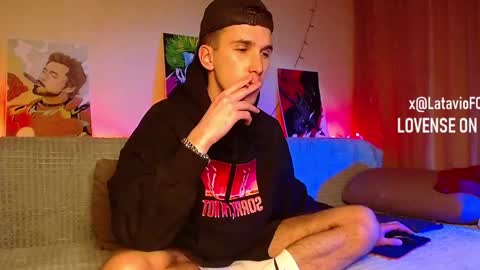 Snapshot of midnighter__ chatting on 02-11-25, 05:16 Alexey or just Alex online show from 02-11-25, 05:16