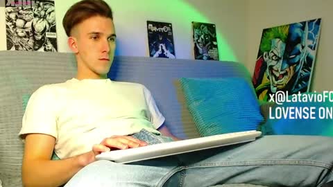 Snapshot of midnighter__ chatting on 03-31-26, 08:31 Alexey or just Alex online show from 03-31-26, 08:31