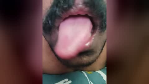 MidnightFlirtX online show from 04-24-26, 05:10