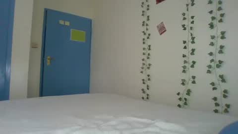 Snapshot of midnightkelly chatting on 02-21-26, 09:32 Naught Kelly online show from 02-21-26, 09:32