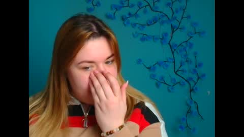 Mariana online show from 03-06-26, 12:12