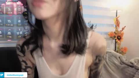 midori__san online show from 10-27-25, 08:46