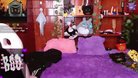 Midori 7u7 online show from 10-28-25, 04:09