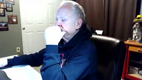 midwestdad09 online show from 03-16-26, 09:35