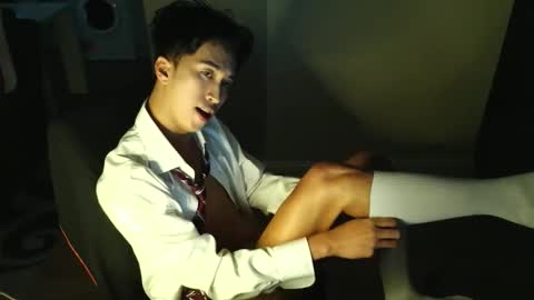 CLover online show from 11-28-25, 03:14