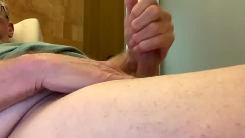 Snapshot of miggie001 chatting on 07-28-26, 11:48 miggie001 online show from 07-28-26, 11:48
