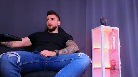 MightyAaron online show from 03-10-25, 11:42