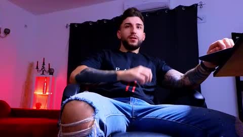 MightyAaron online show from 10-14-25, 03:40