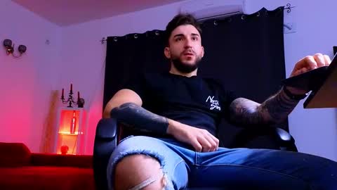 MightyAaron online show from 12-01-25, 05:01