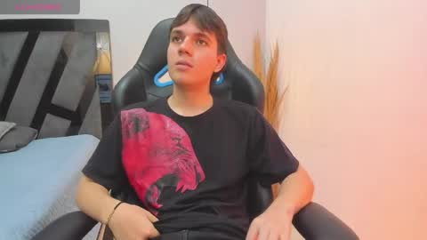 Snapshot of miguel_oapina chatting on 04-16-26, 08:53 Miguel online show from 04-16-26, 08:53