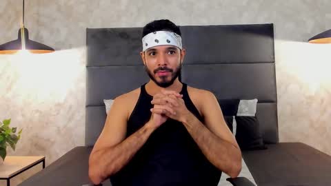 miguelsanfrancisco online show from 10-04-25, 02:37