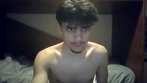 migueltomas34 online show from 06-10-26, 01:17