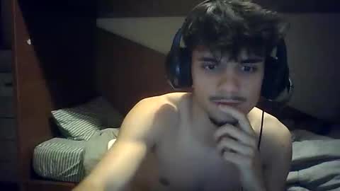 migueltomas34 online show from 06-10-26, 10:52