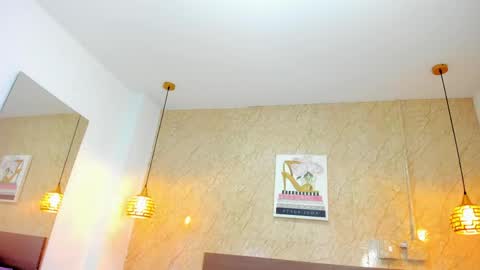 Miia online show from 04-21-26, 11:38