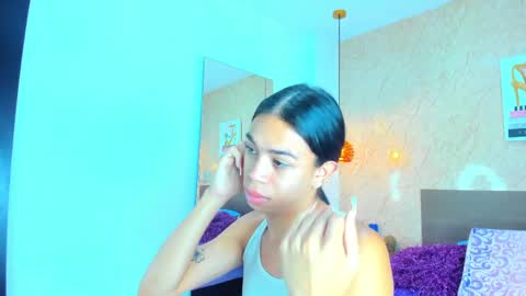 Snapshot of miia03 chatting on 05-05-26, 11:29 Miia online show from 05-05-26, 11:29