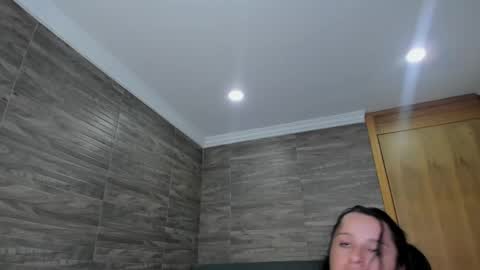 Mia online show from 05-23-26, 07:24