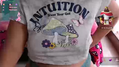 Snapshot of miia_big1boobs chatting on 01-15-26, 06:00 miia big1boobs online show from 01-15-26, 06:00