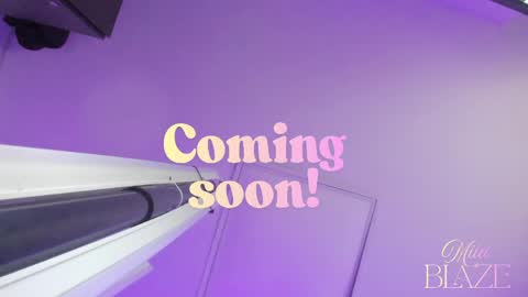 Mia online show from 03-22-26, 11:13