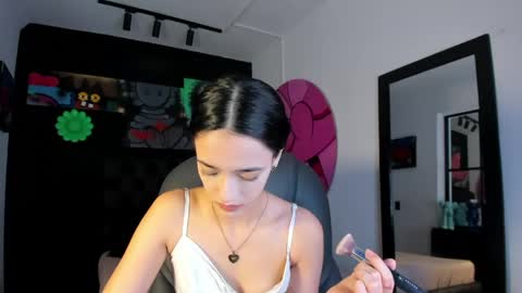 Snapshot of miia_bratz chatting on 05-09-26, 09:09 miia_bratz online show from 05-09-26, 09:09
