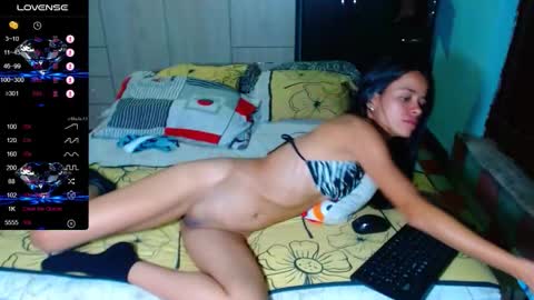 Snapshot of miia_jensen chatting on 09-12-25, 02:44 MIA online show from 09-12-25, 02:44