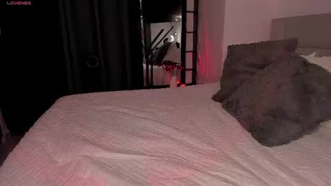 Mia Jhones online show from 07-25-26, 02:20