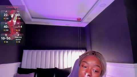 Miia Schwarz  online show from 04-07-26, 11:54