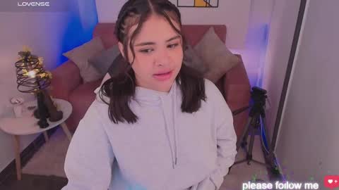 Snapshot of miiaa7_ chatting on 10-15-25, 05:51 Ma is my name I invite you to check out my wish list for my birthday online show from 10-15-25, 05:51