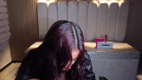 miiaa_evans1 online show from 07-28-26, 02:35