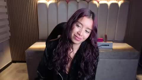 miiaa_evans1 online show from 07-28-26, 03:32