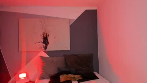 miiaawallace online show from 11-13-25, 10:30