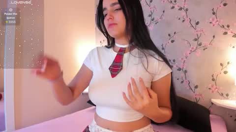 Snapshot of miiacarter_ chatting on 02-28-26, 11:55 MIA online show from 02-28-26, 11:55