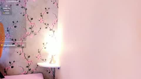 Snapshot of miiacarter_ chatting on 03-05-26, 12:45 MIA online show from 03-05-26, 12:45