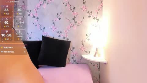 Snapshot of miiacarter_ chatting on 03-06-26, 03:25 MIA online show from 03-06-26, 03:25