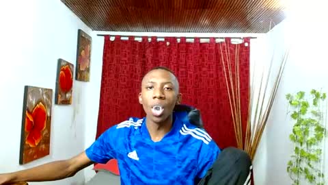 Snapshot of miilo18 chatting on 04-30-26, 02:45 milo online show from 04-30-26, 02:45