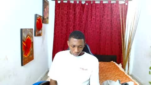 Snapshot of miilo18 chatting on 06-04-26, 08:09 milo online show from 06-04-26, 08:09