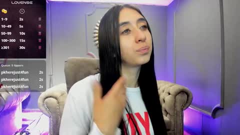 Snapshot of miilu__1 chatting on 01-09-25, 09:27 miilu online show from 01-09-25, 09:27