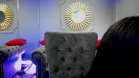 Snapshot of miilu__1 chatting on 01-24-25, 06:24 miilu online show from 01-24-25, 06:24