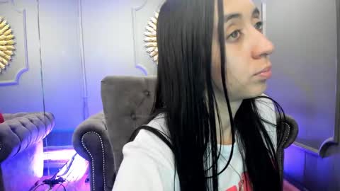 Snapshot of miilu__1 chatting on 02-02-25, 09:19 miilu online show from 02-02-25, 09:19