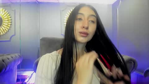 Snapshot of miilu__1 chatting on 02-05-25, 06:35 miilu online show from 02-05-25, 06:35