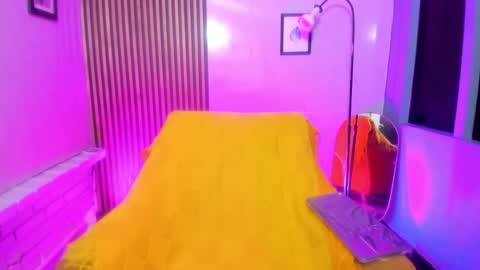 Snapshot of miilu__1 chatting on 02-08-26, 03:43 miilu online show from 02-08-26, 03:43