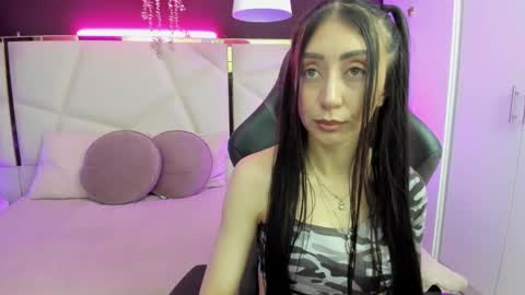 miilu  online show from 03-15-26, 03:45