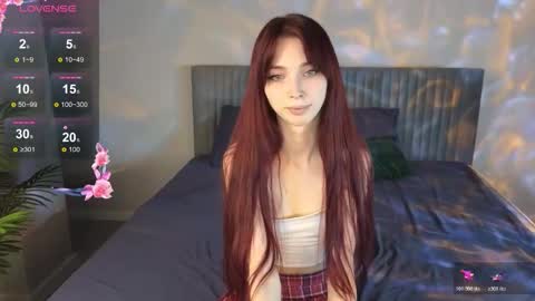 Snapshot of miiss_jessica chatting on 11-19-25, 08:25 Jessica online show from 11-19-25, 08:25