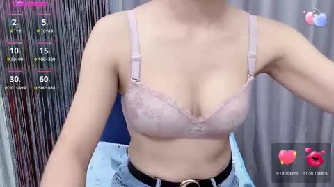 Ema online show from 10-12-25, 12:20