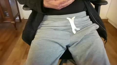 mik online show from 11-10-25, 11:31