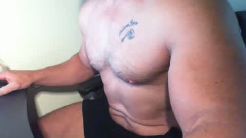 Snapshot of mik_meadows chatting on 05-30-26, 08:00 mik_meadows online show from 05-30-26, 08:00
