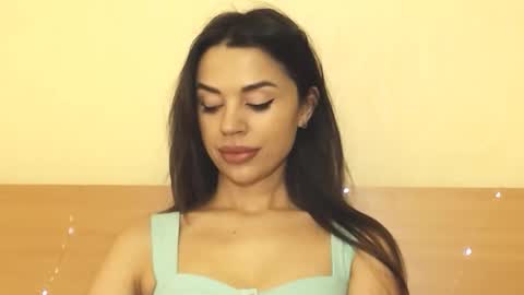 Mika online show from 02-04-25, 05:01