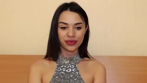 Mika online show from 02-06-25, 09:43