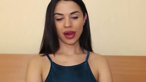 Mika online show from 02-12-25, 07:56