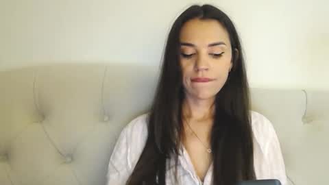 Mika online show from 09-15-25, 07:25